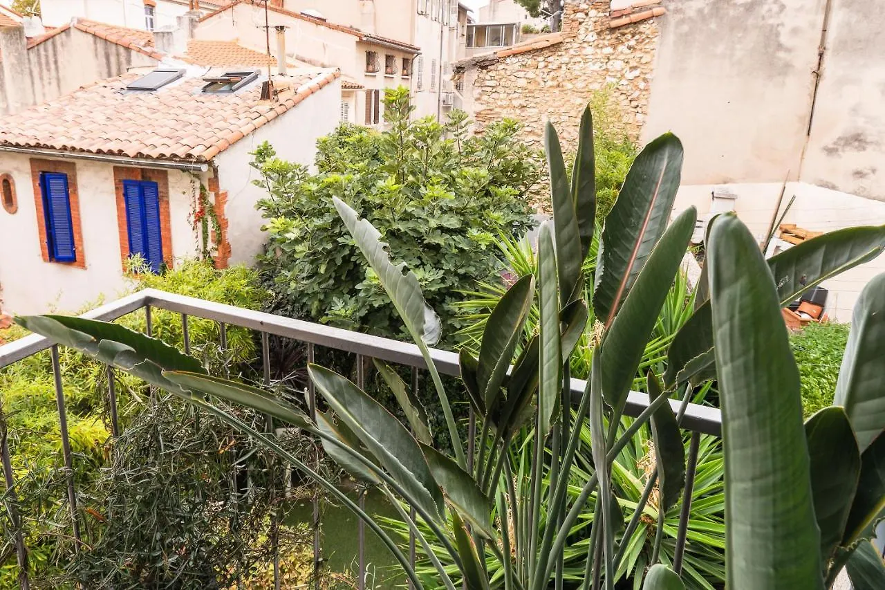 Haut De Vauban, Au Pied De Notre Dame De La Garde - T3 Climatise Marseilles Apartment