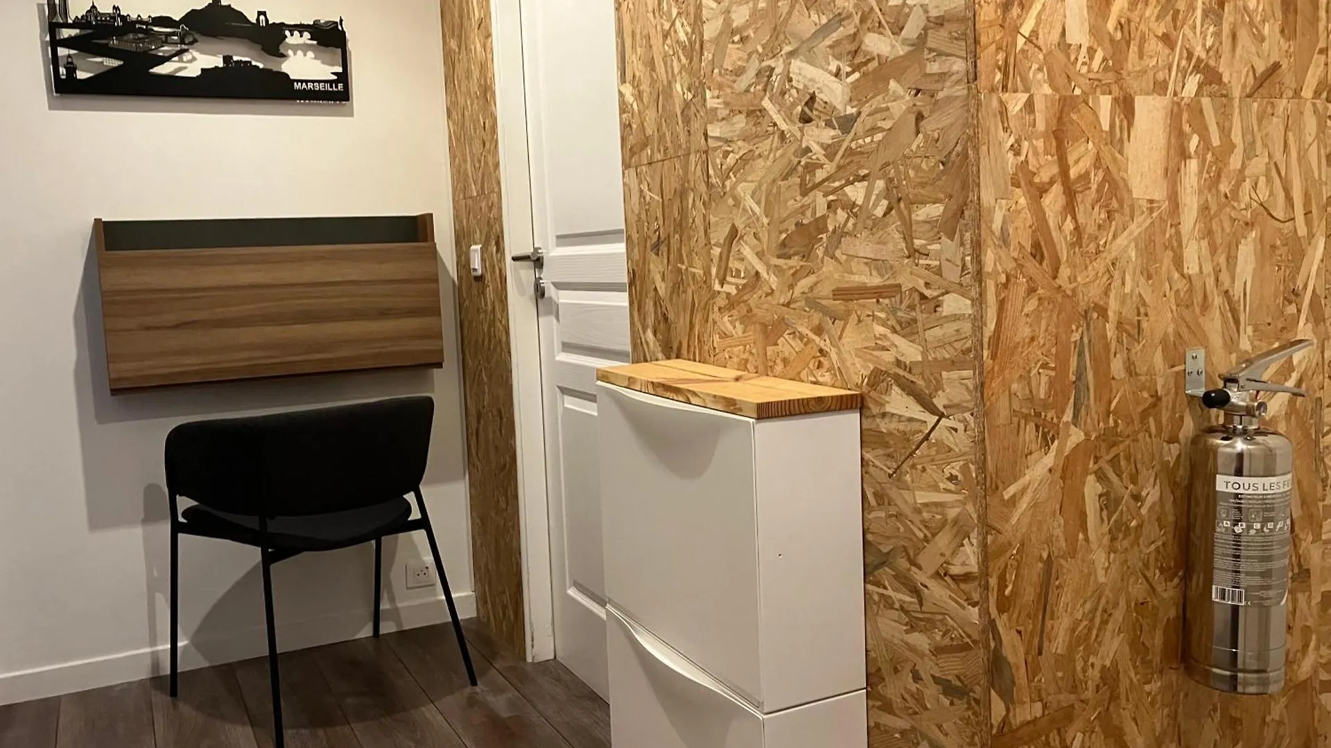 Haut De Vauban, Au Pied De Notre Dame De La Garde - T3 Climatise Marseilles Apartment